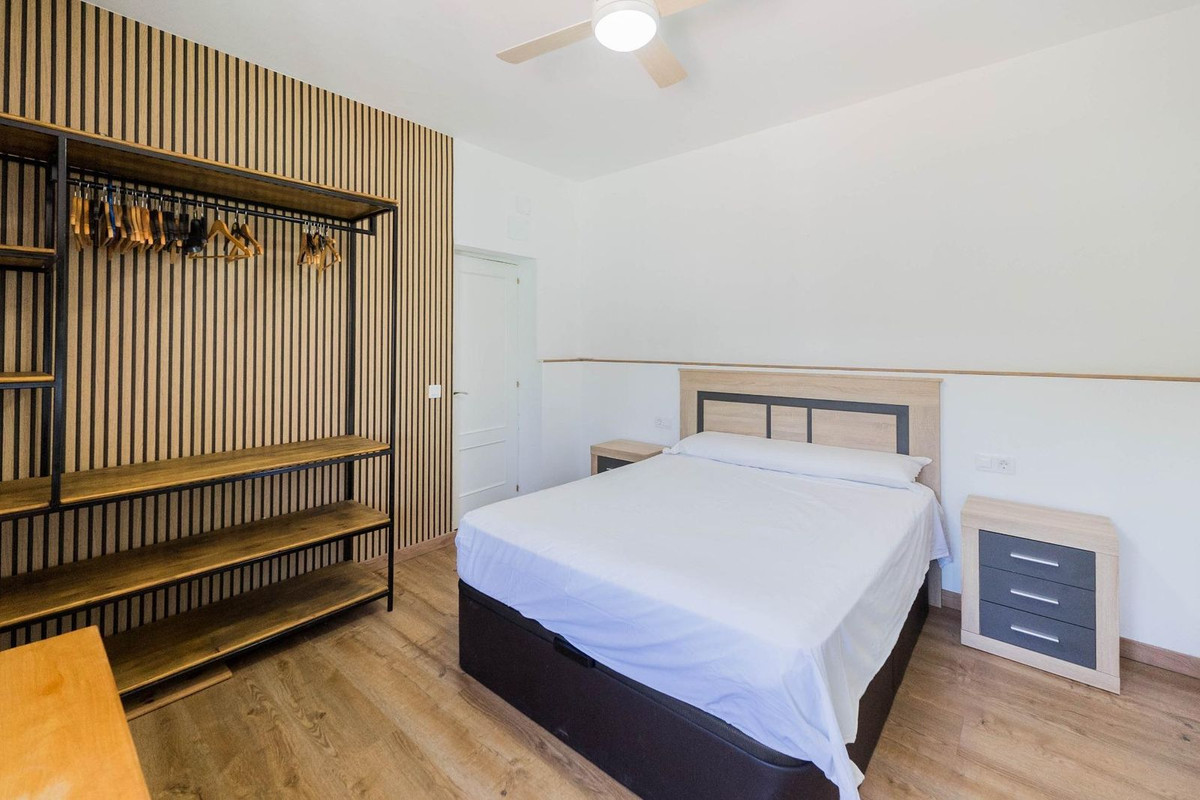 Huis te koop in El Chaparral | 4 slaapkamers H5080876