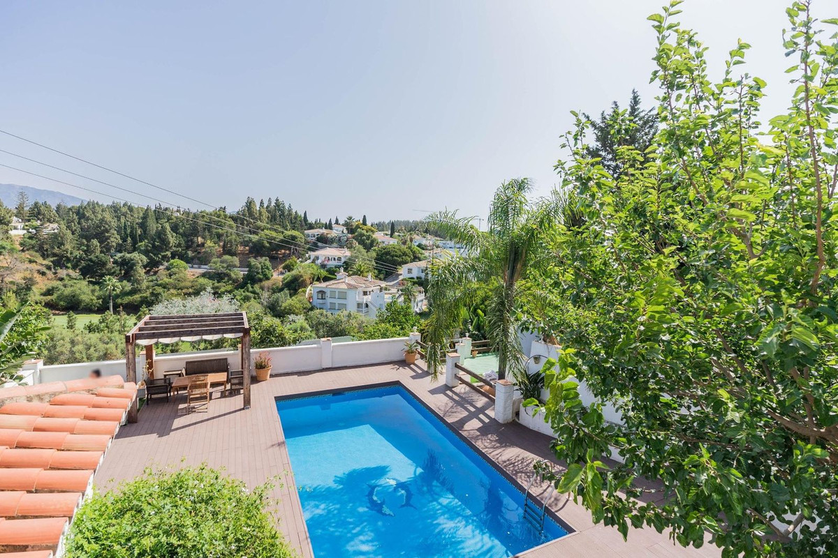 Huis te koop in El Chaparral | 4 slaapkamers H5080876