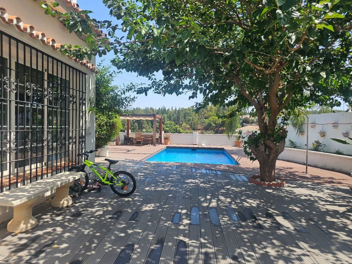 Huis te koop in El Chaparral | 4 slaapkamers H5080876