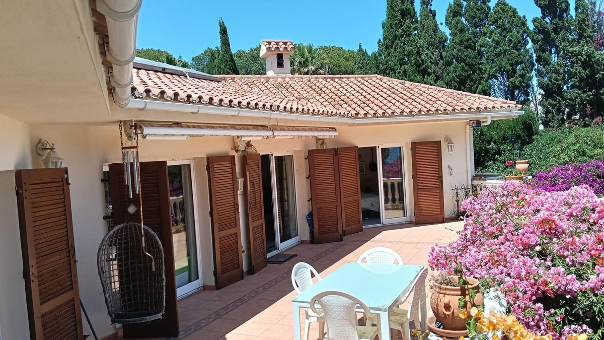 Huis te koop in El Chaparral | 3 slaapkamers H5083156