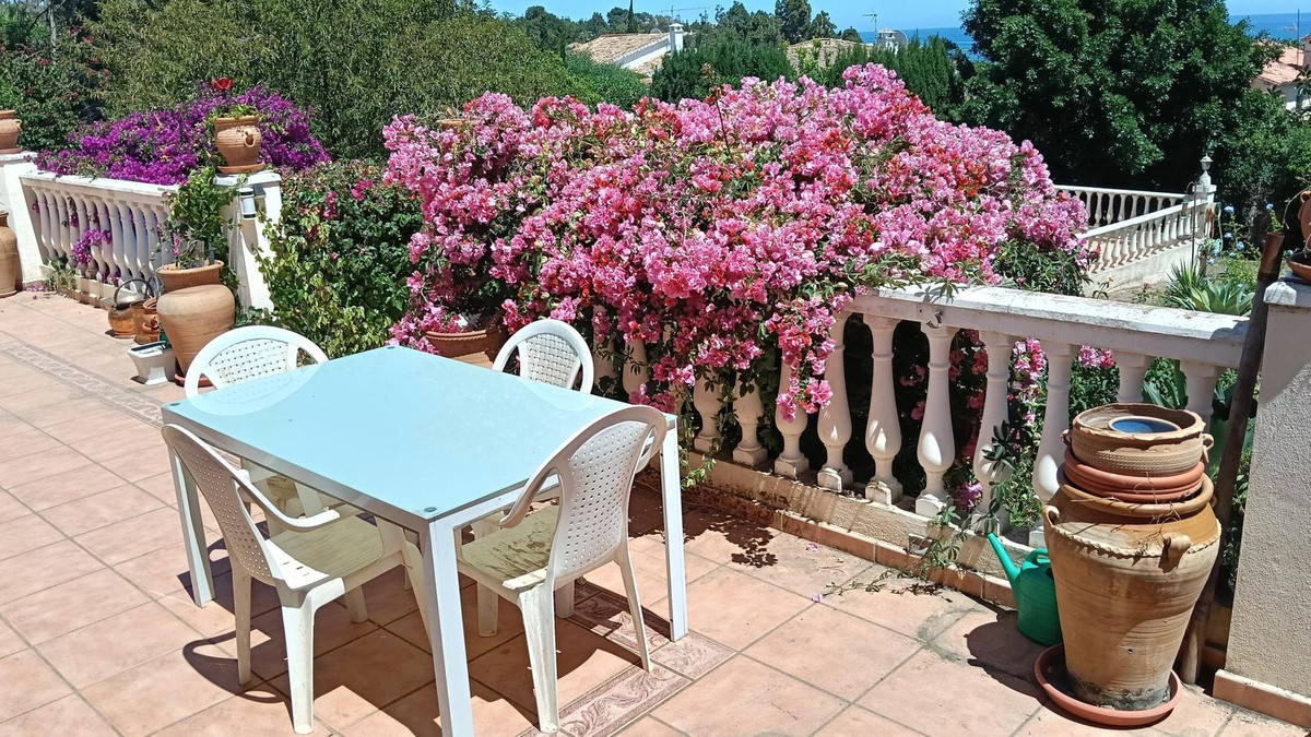 Huis te koop in El Chaparral | 3 slaapkamers H5083156