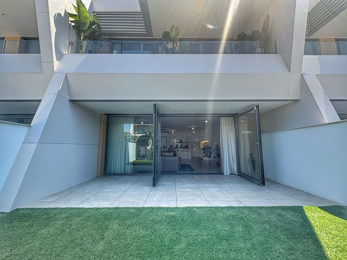 Huis te koop in El Chaparral | 3 slaapkamers H5129860
