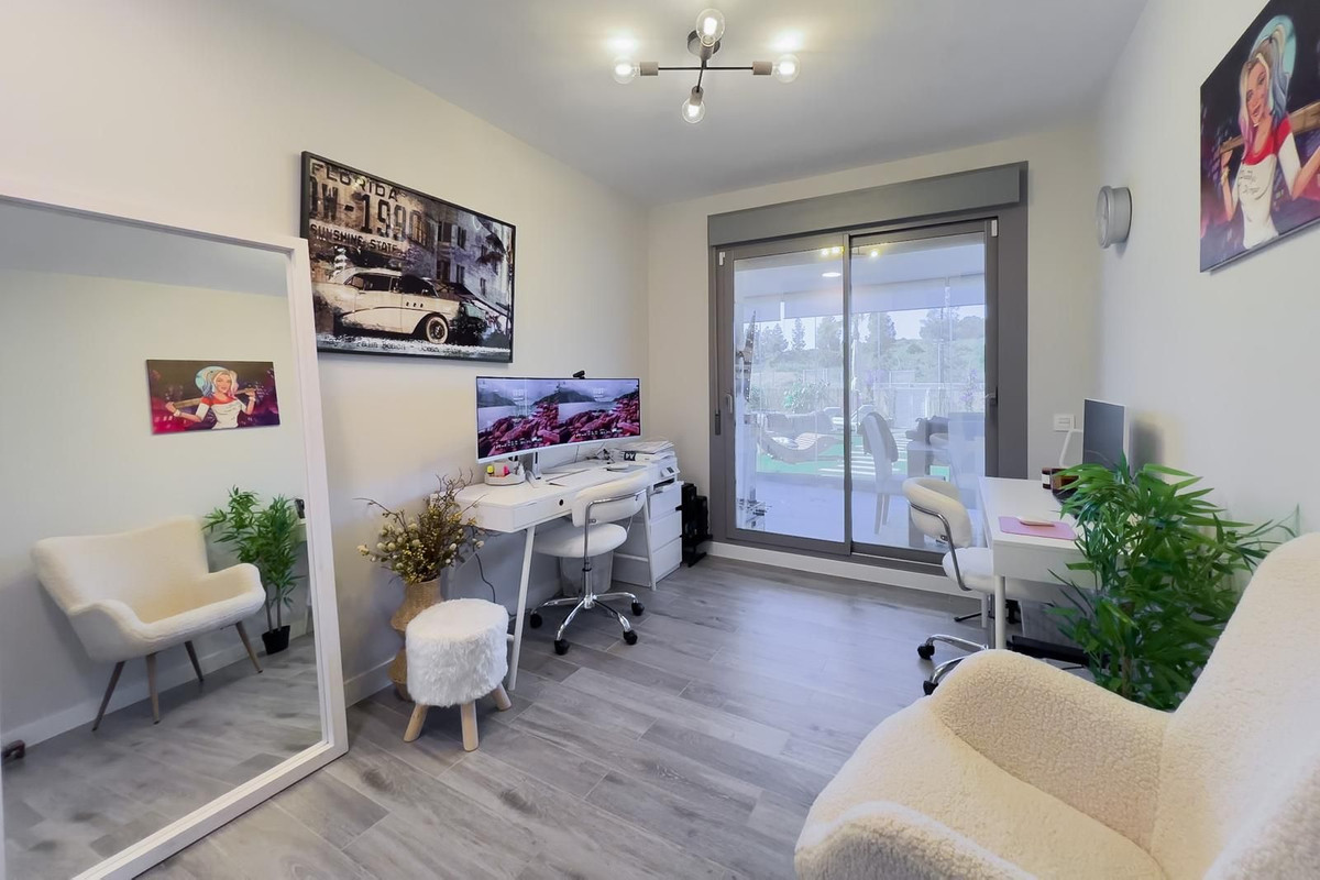 Huis te koop in El Chaparral | 3 slaapkamers H5145043