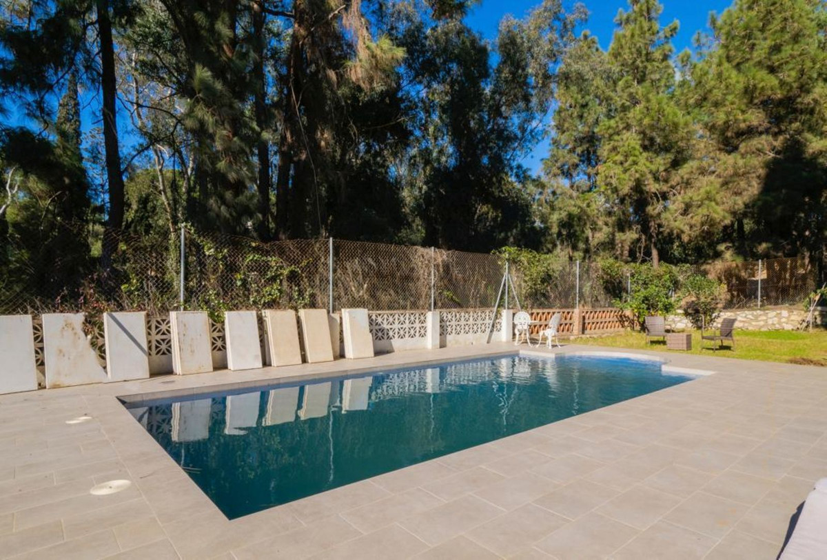 Huis te koop in El Chaparral | 6 slaapkamers H5198602