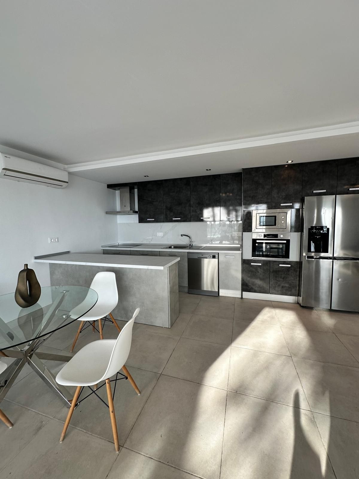 Huis te koop in El Chaparral | 6 slaapkamers H5198602