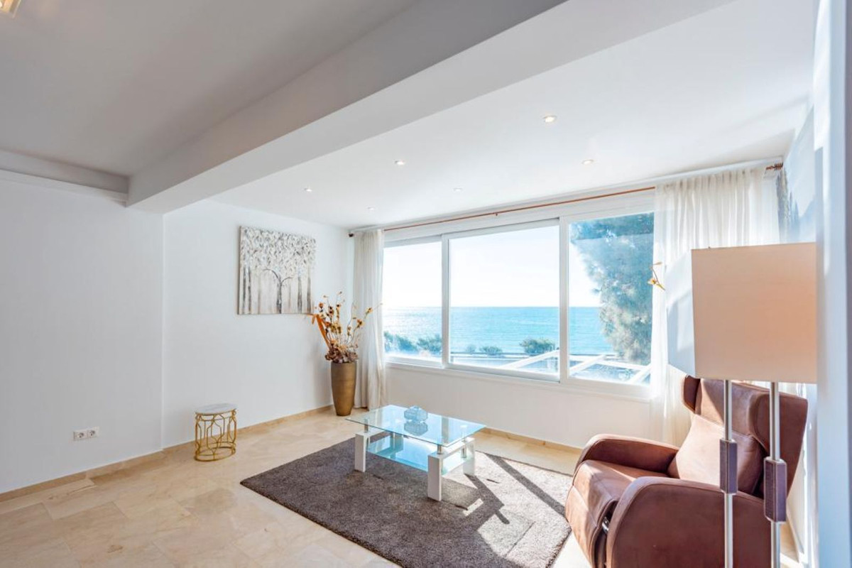 Huis te koop in El Chaparral | 6 slaapkamers H5198602