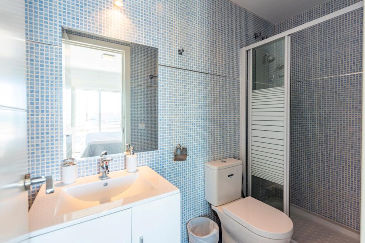 Huis te koop in El Chaparral | 6 slaapkamers H5198602