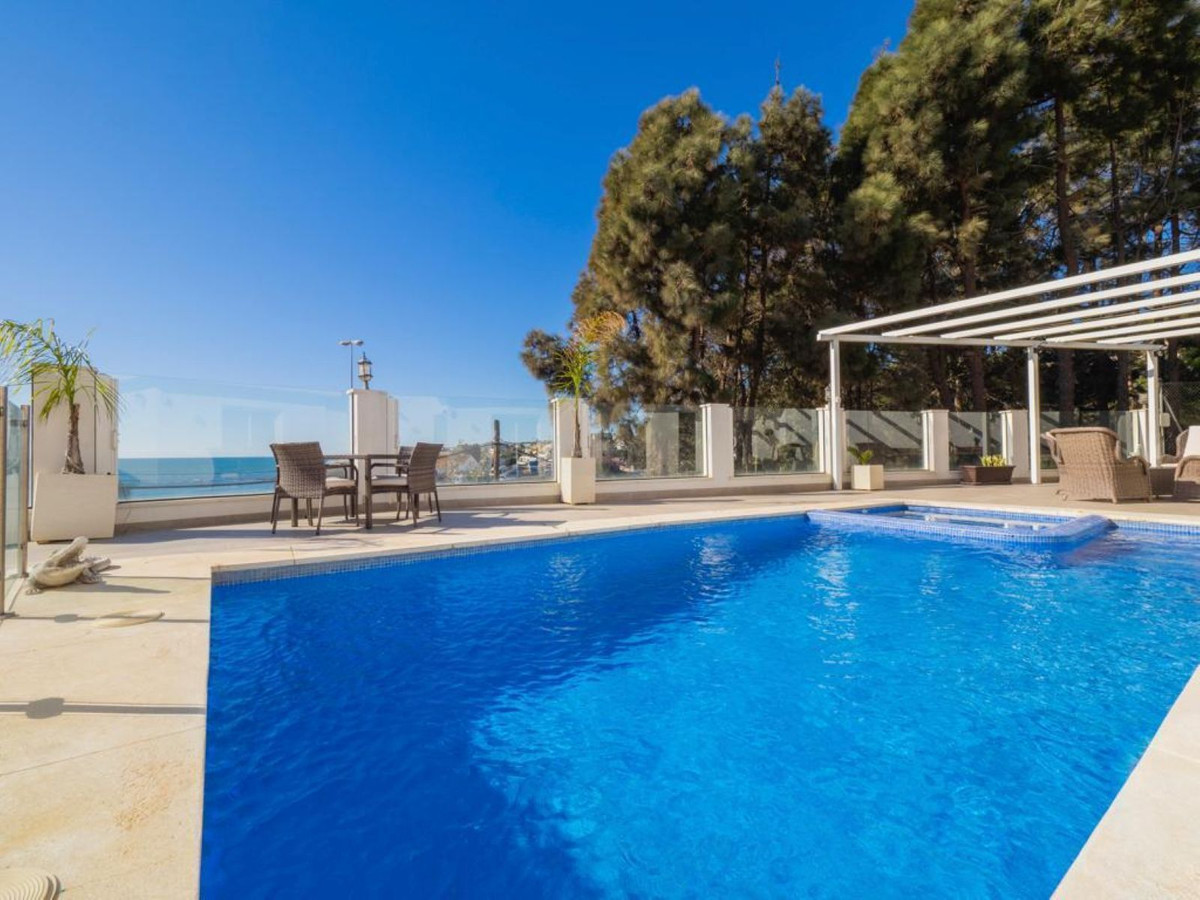 Huis te koop in El Chaparral | 6 slaapkamers H5198602