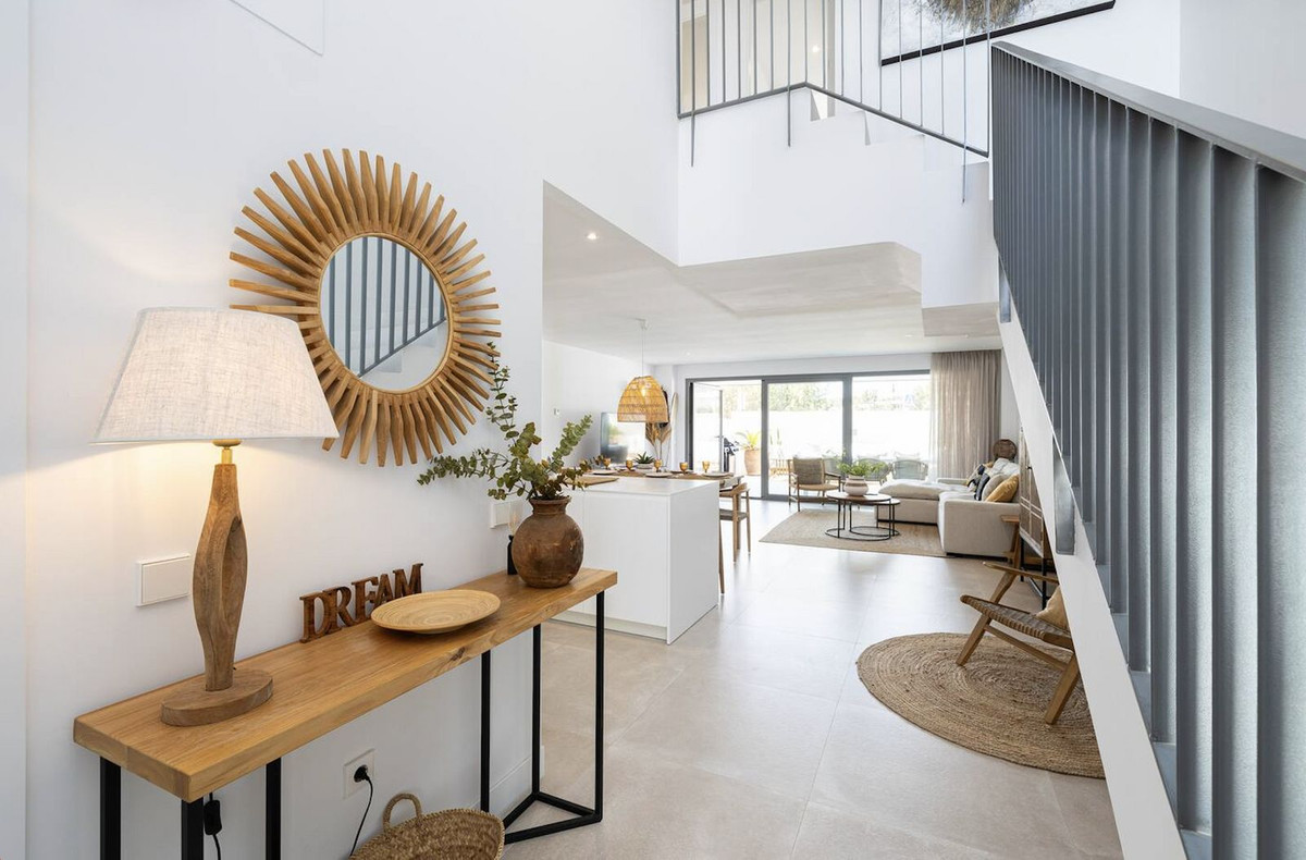 Huis te koop in El Chaparral | 3 slaapkamers H5223505