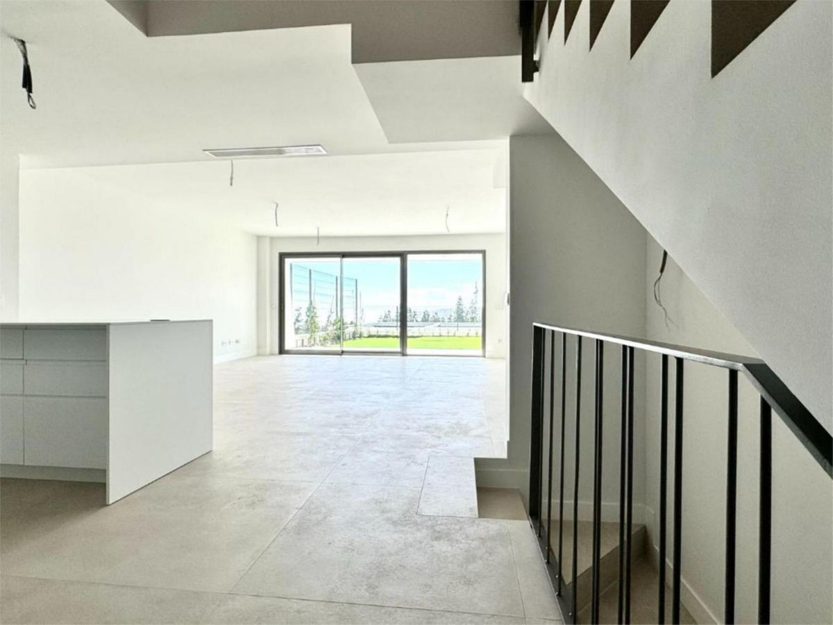 Huis te koop in El Chaparral | 3 slaapkamers H5228707