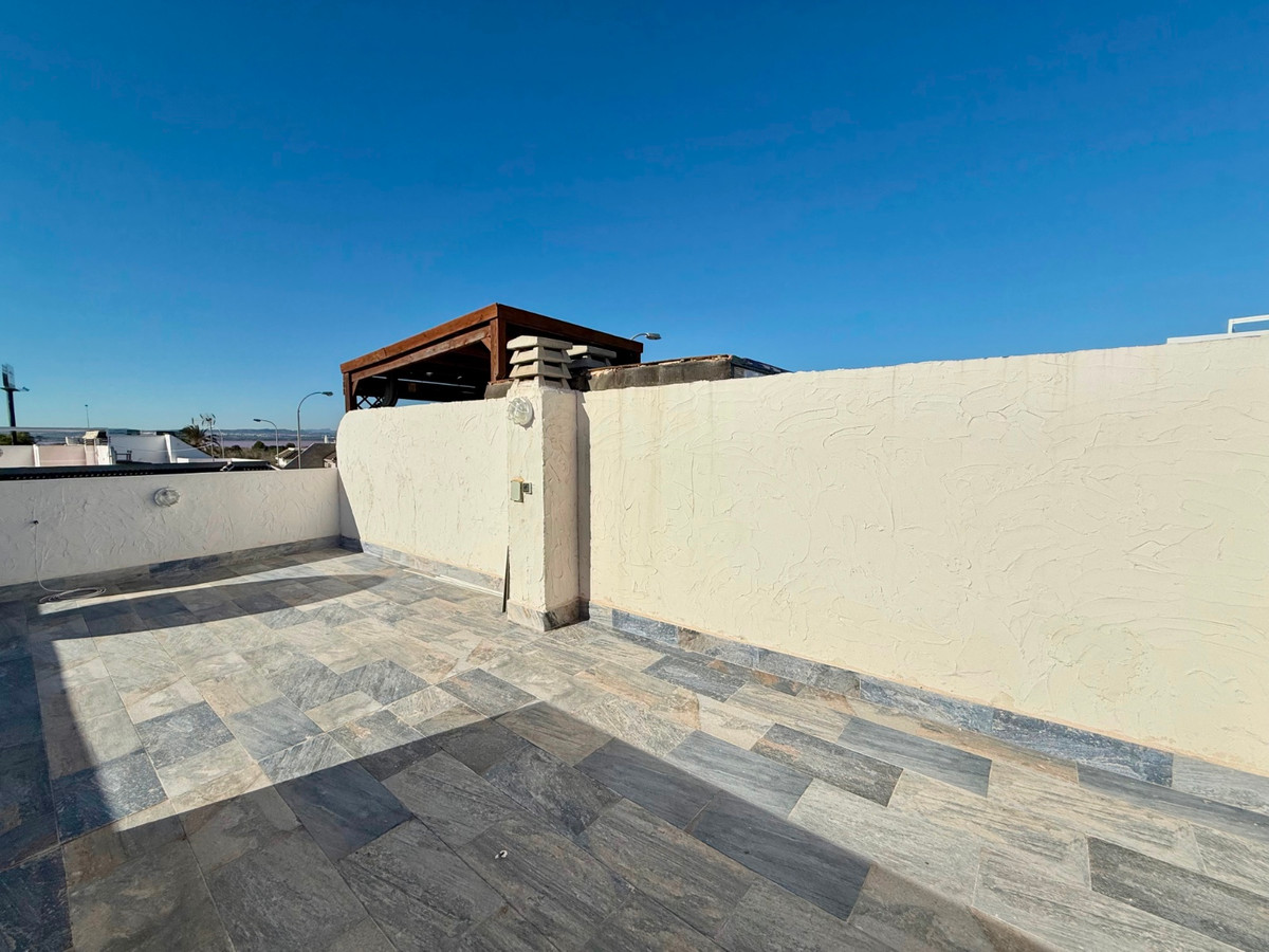 Huis te koop in El Chaparral | 2 slaapkamers H5248105