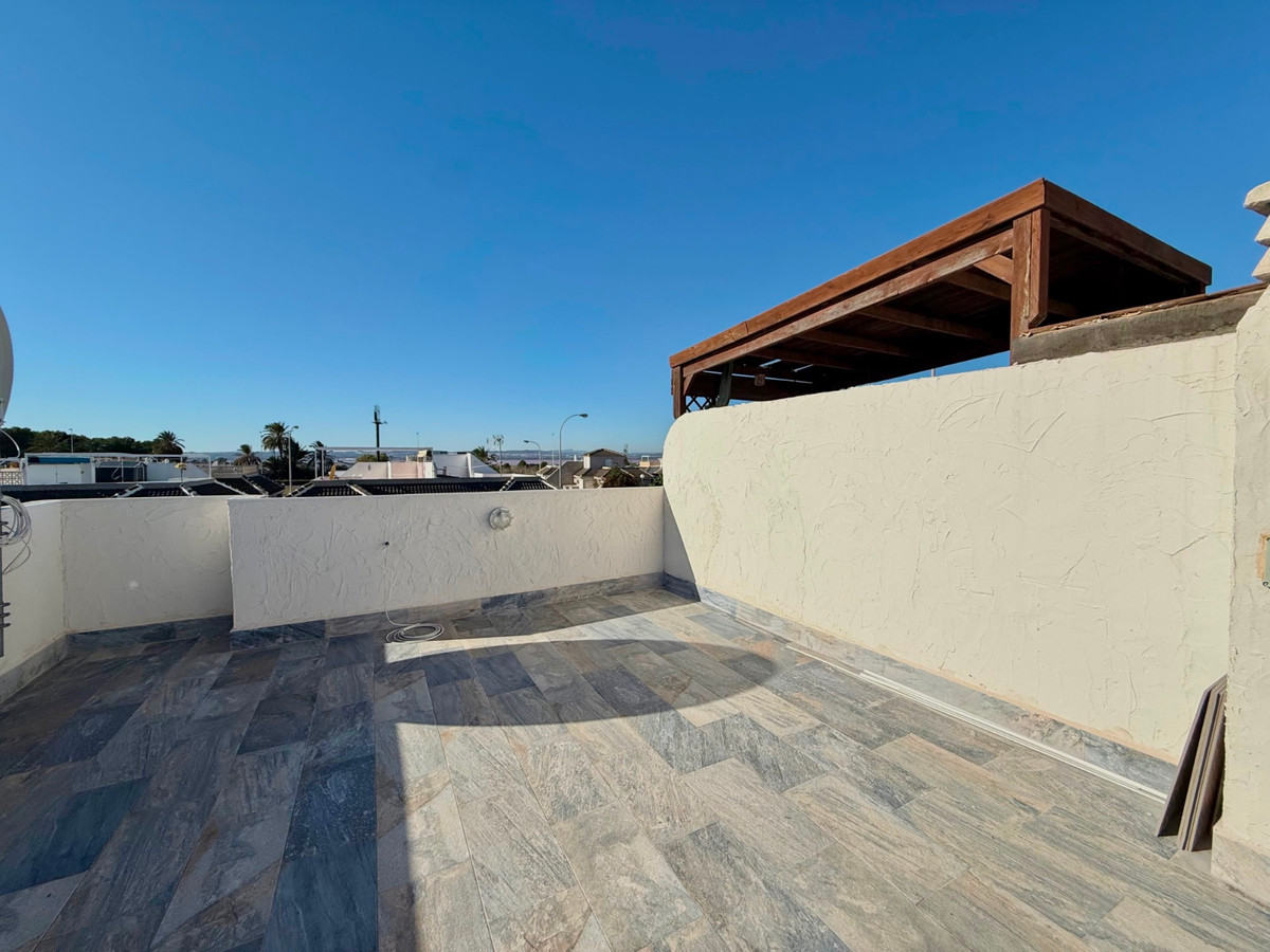 Huis te koop in El Chaparral | 2 slaapkamers H5248105