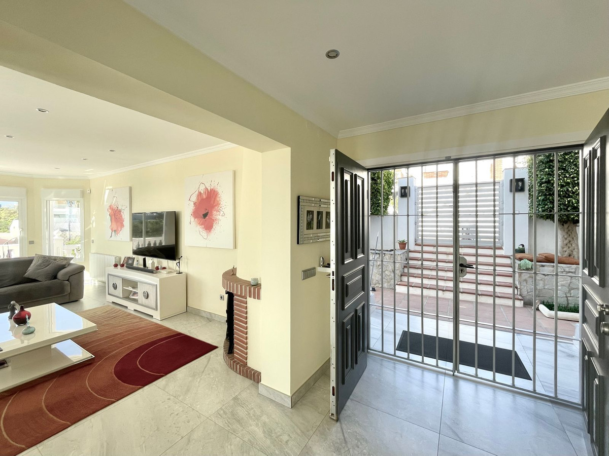 Property main view 50