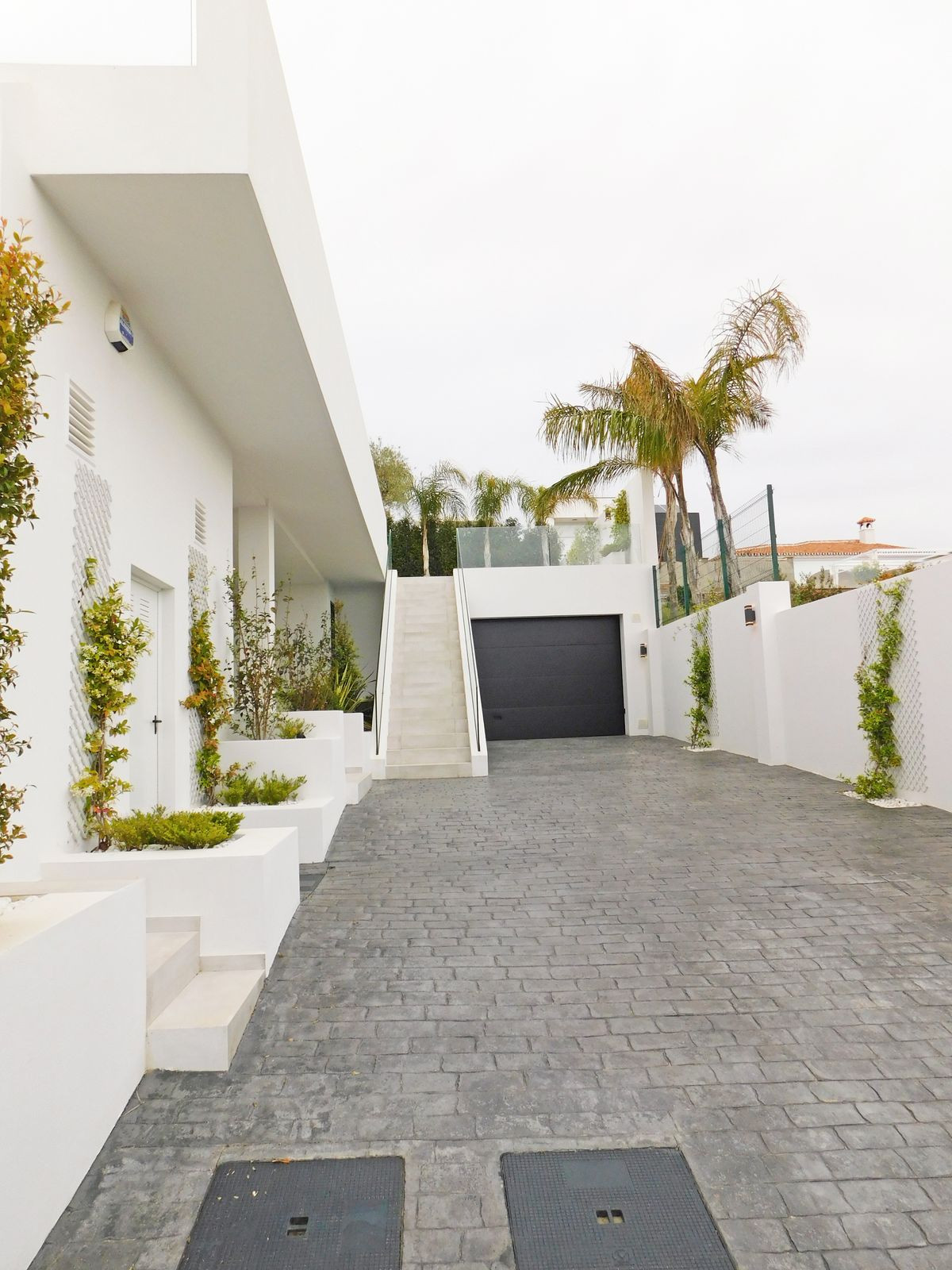 Property main view 42