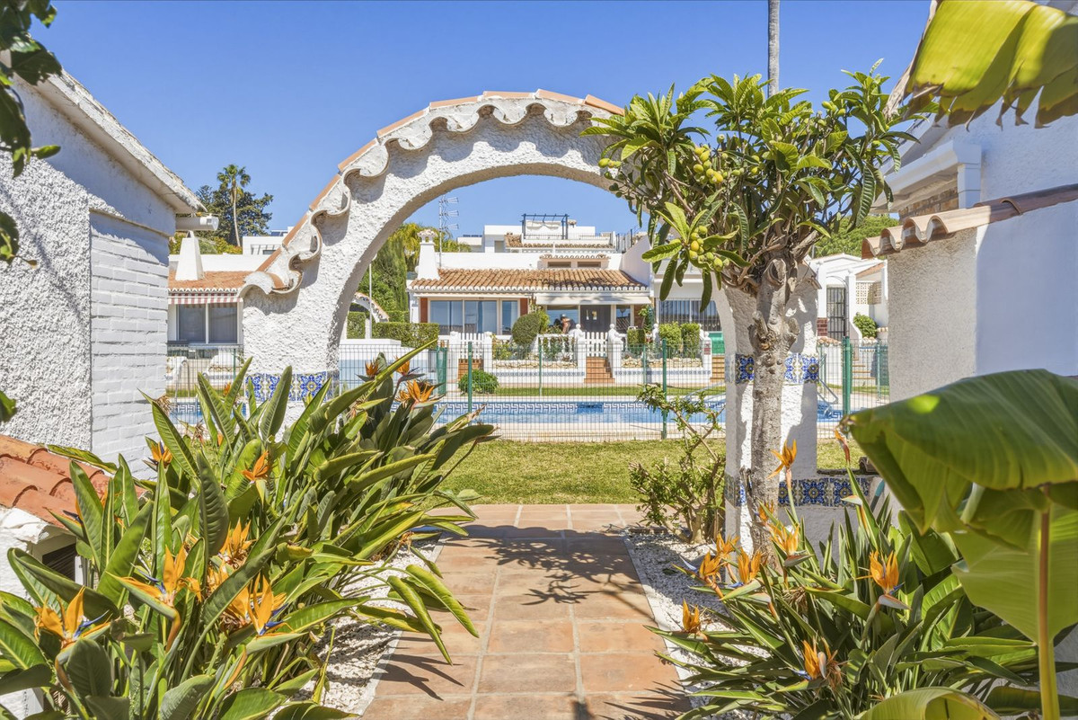 Bungalow te koop in El Chaparral | 3 slaapkamers H5351326