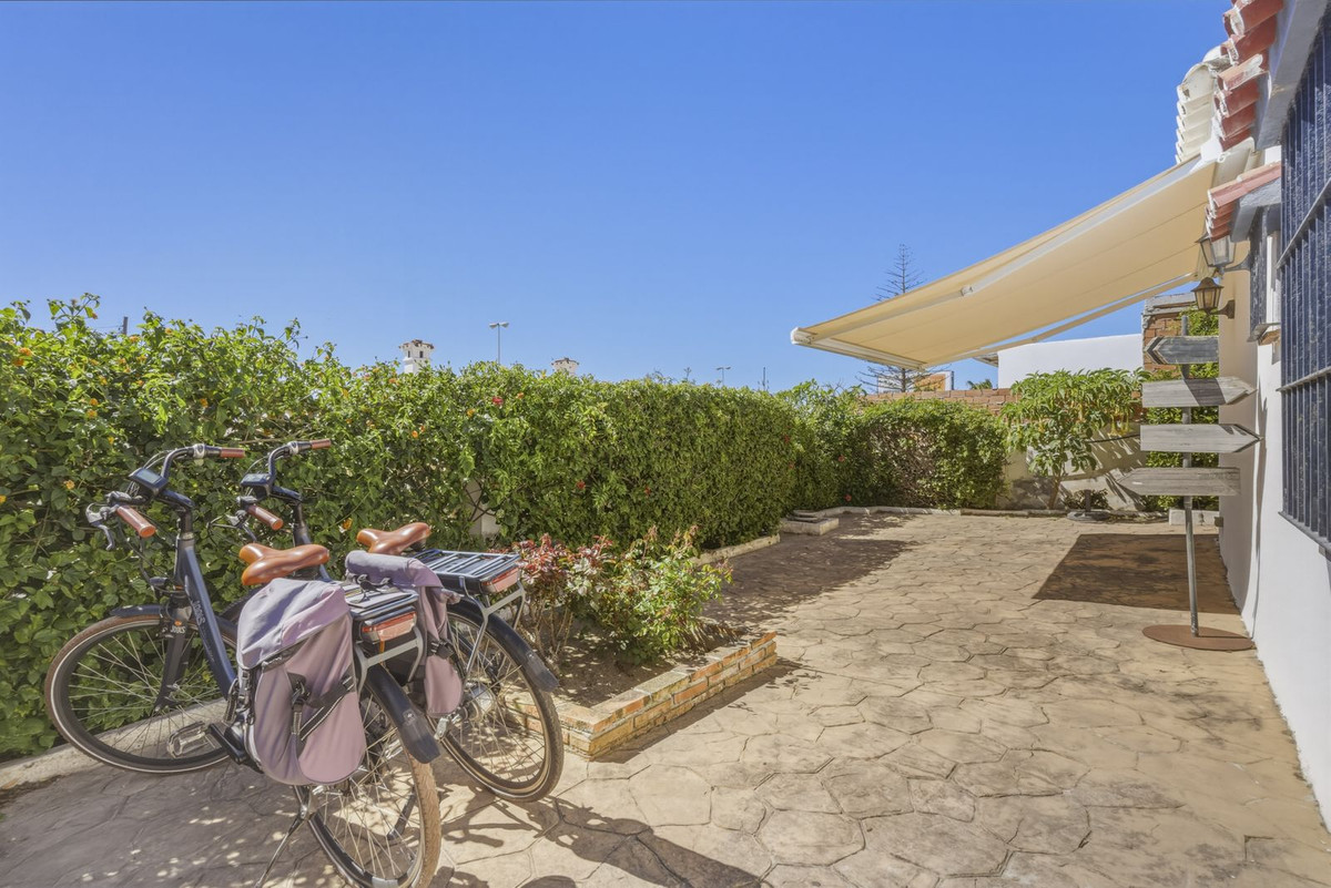 Bungalow te koop in El Chaparral | 3 slaapkamers H5351326