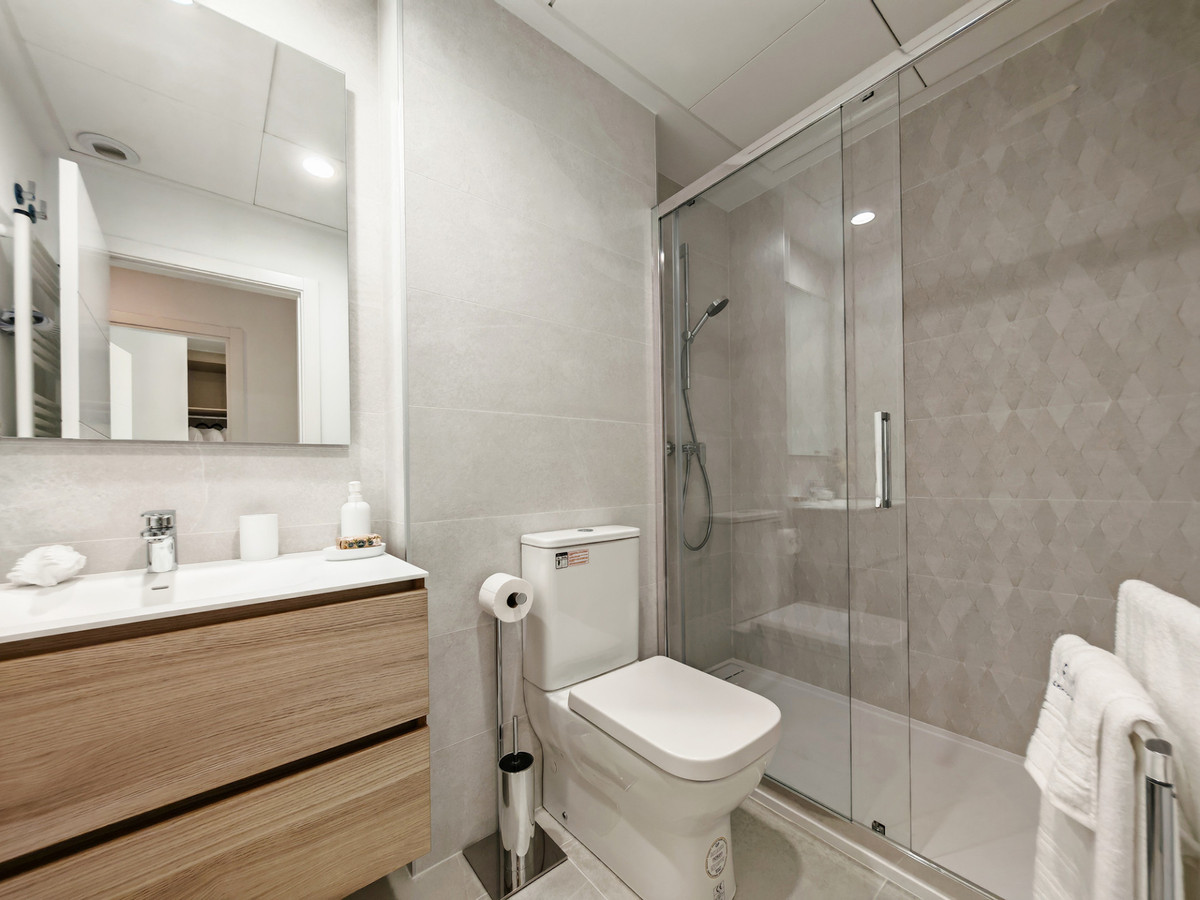 Huis te koop in El Chaparral | 4 slaapkamers H5382334