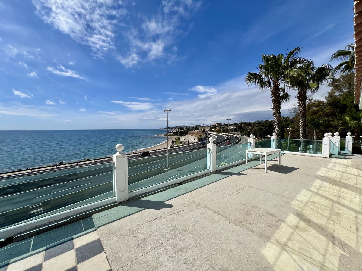 Huis te koop in El Chaparral | 5 slaapkamers H5389117