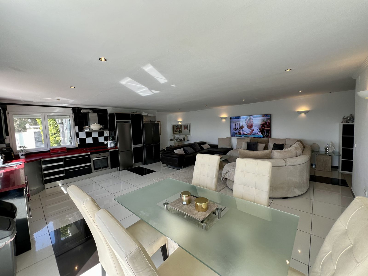 Huis te koop in El Chaparral | 5 slaapkamers H5389117