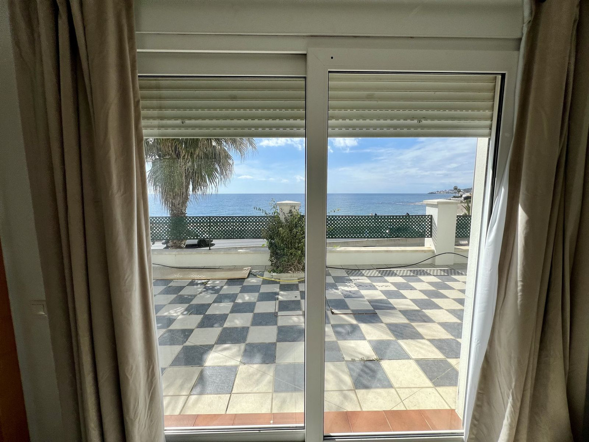 Huis te koop in El Chaparral | 5 slaapkamers H5389117