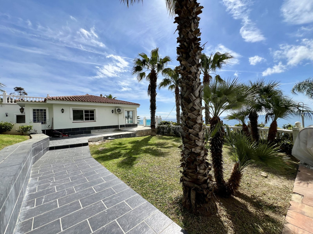 Huis te koop in El Chaparral | 5 slaapkamers H5389117