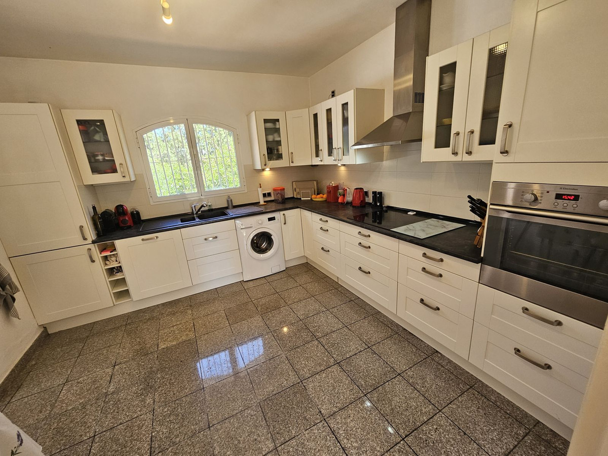 Huis te koop in El Chaparral | 3 slaapkamers H5391199