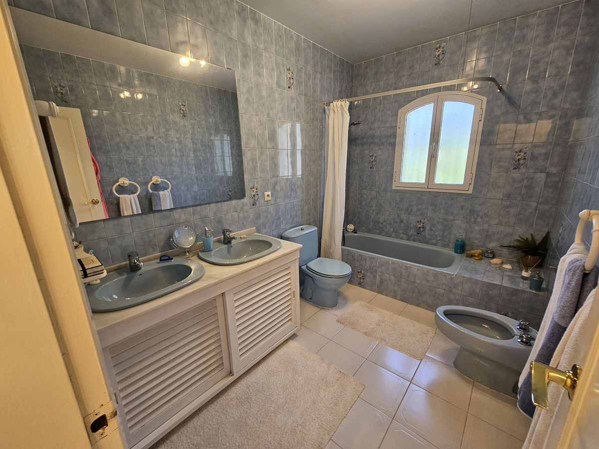 Huis te koop in El Chaparral | 3 slaapkamers H5391199