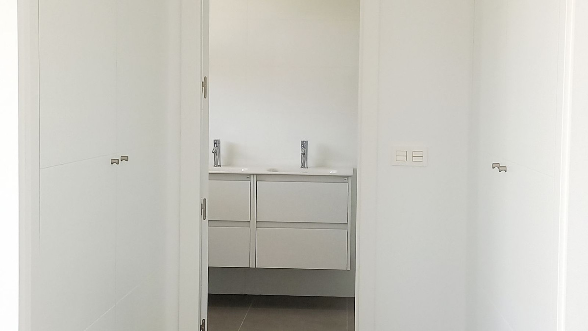 Huis te koop in El Chaparral | 2 slaapkamers H5406307
