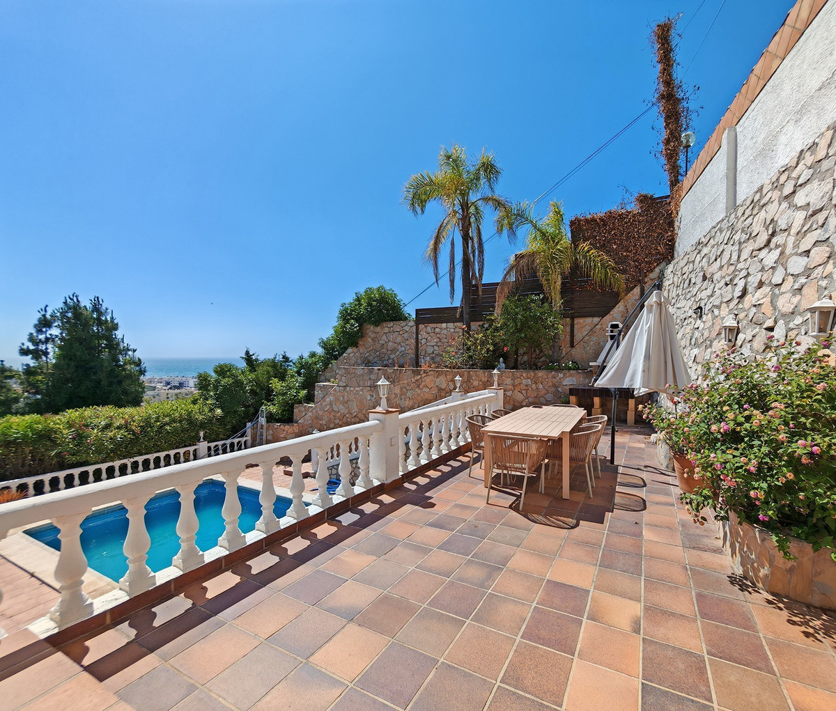 Huis te koop in El Chaparral | 4 slaapkamers H5461585