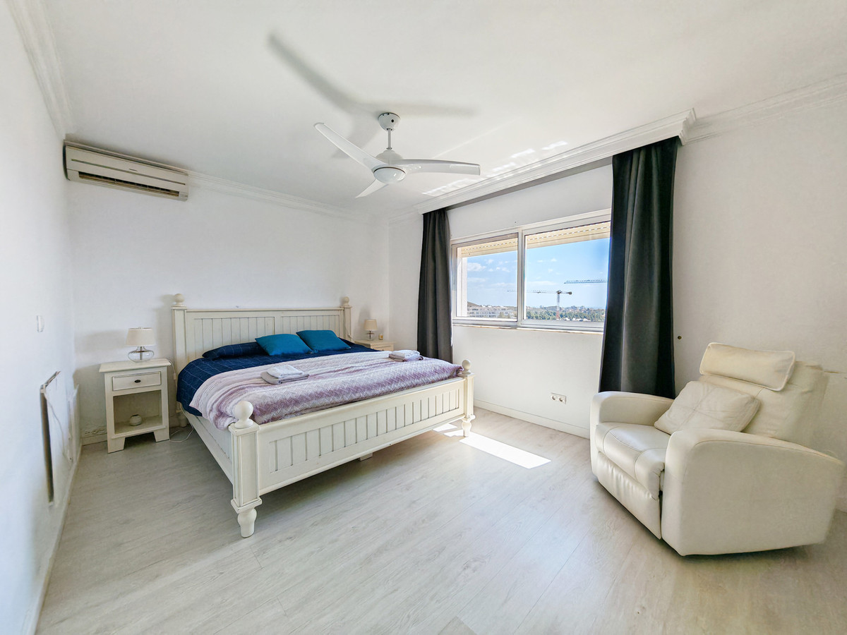 Huis te koop in El Chaparral | 4 slaapkamers H5461585