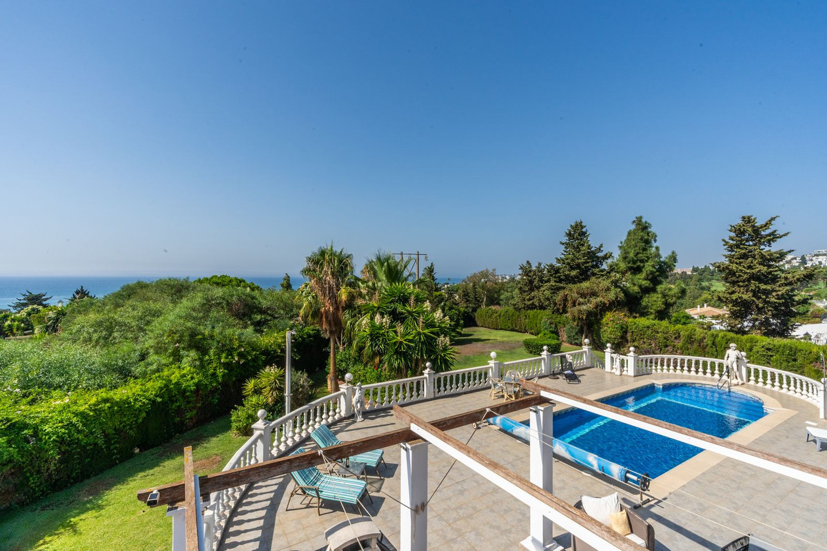 Huis te koop in El Chaparral | 5 slaapkamers H5461921