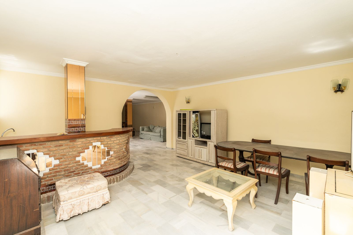 Huis te koop in El Chaparral | 5 slaapkamers H5461921