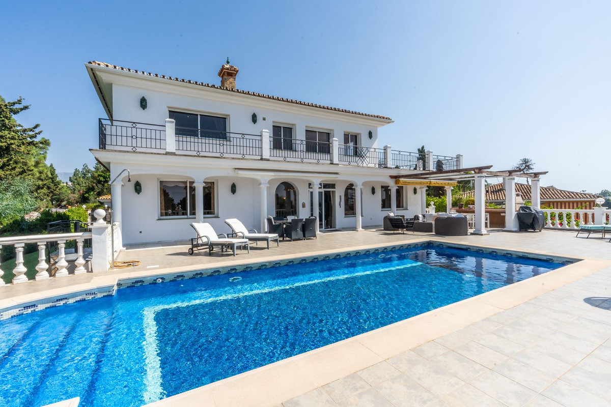Huis te koop in El Chaparral | 5 slaapkamers H5461921
