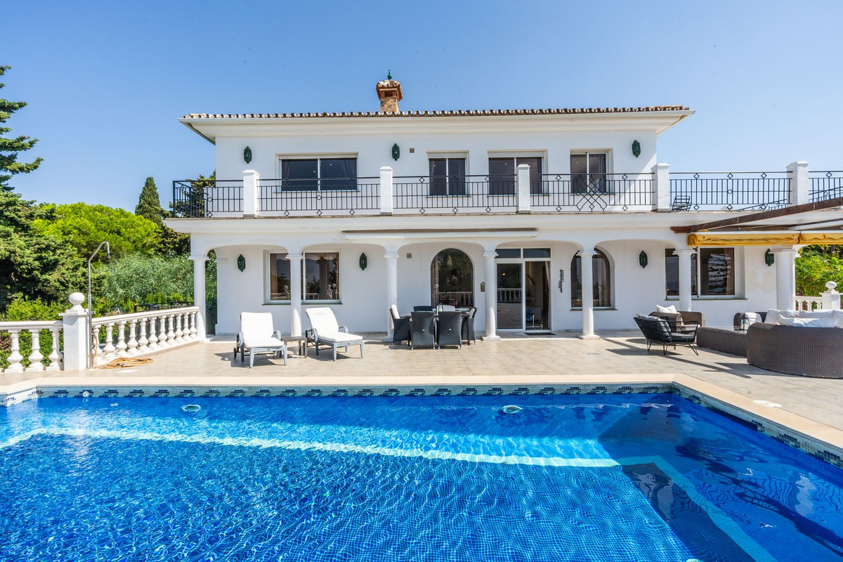 Huis te koop in El Chaparral | 5 slaapkamers H5461921
