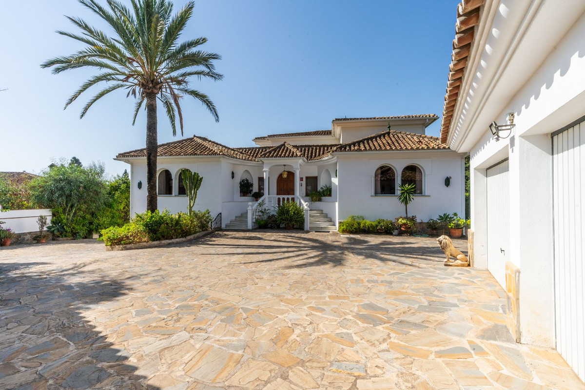 Huis te koop in El Chaparral | 5 slaapkamers H5461921