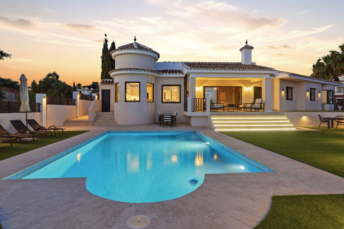 Huis te koop in El Chaparral | 4 slaapkamers H5481400