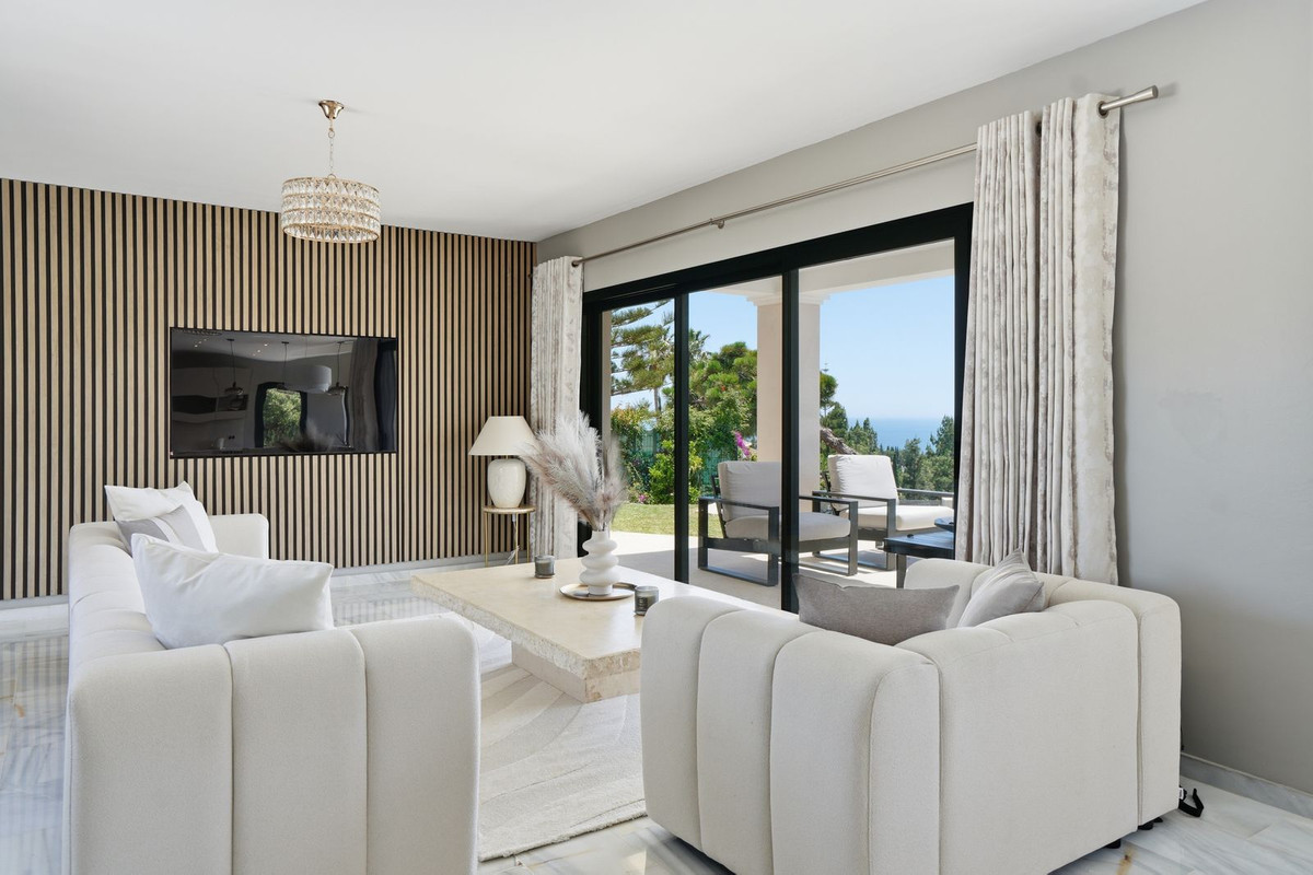 Huis te koop in El Chaparral | 4 slaapkamers H5481400