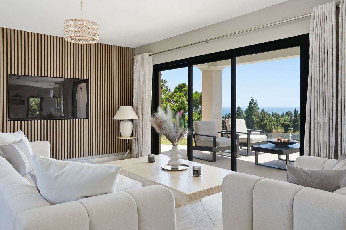 Huis te koop in El Chaparral | 4 slaapkamers H5481400