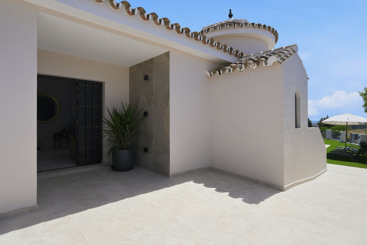 Huis te koop in El Chaparral | 4 slaapkamers H5481400