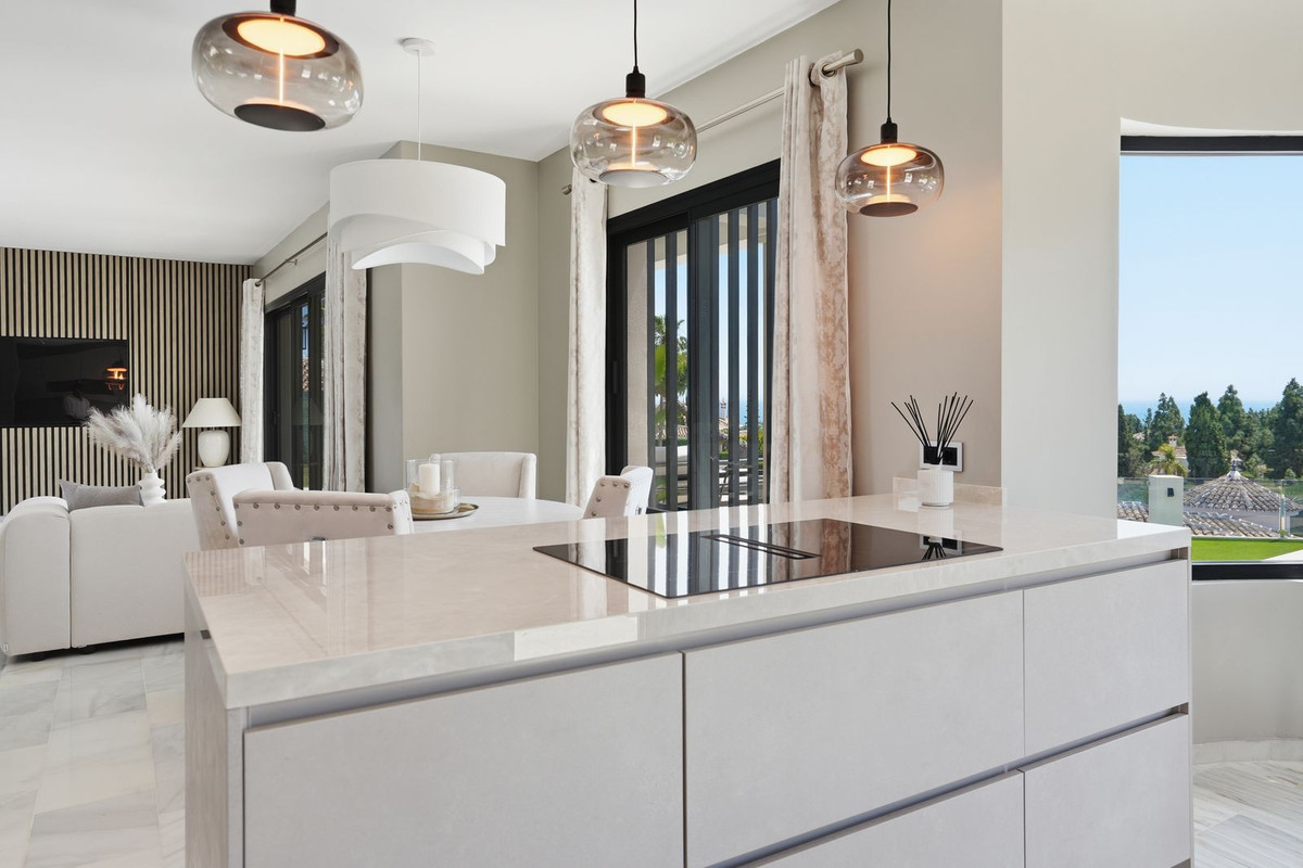 Huis te koop in El Chaparral | 4 slaapkamers H5481400