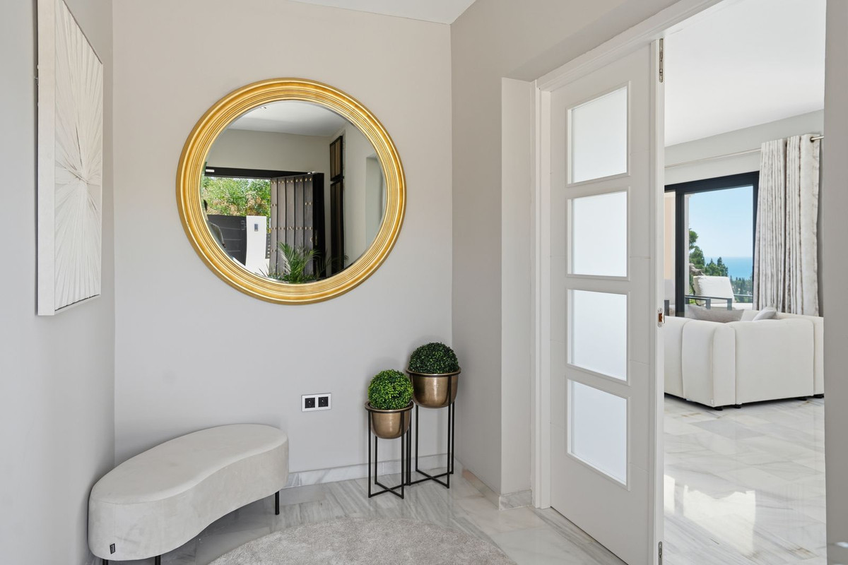 Huis te koop in El Chaparral | 4 slaapkamers H5481400