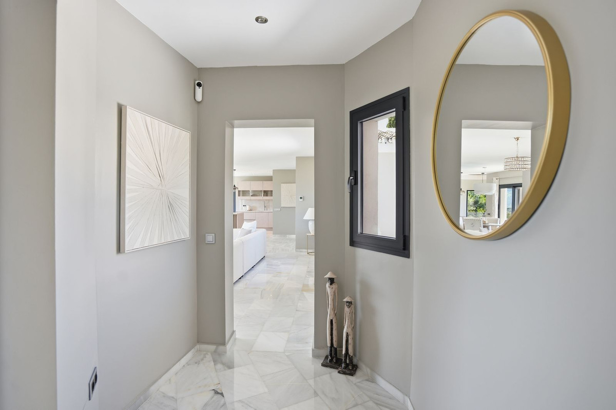 Huis te koop in El Chaparral | 4 slaapkamers H5481400