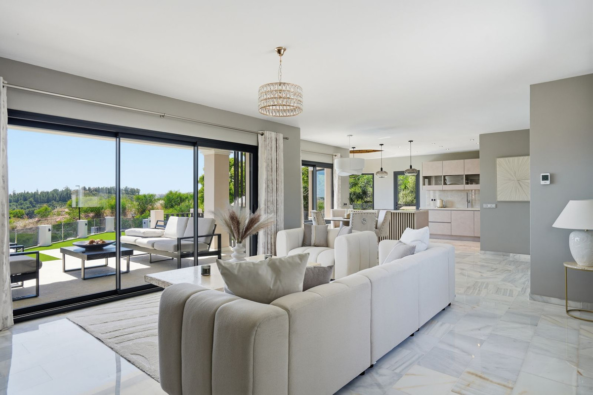 Huis te koop in El Chaparral | 4 slaapkamers H5481400
