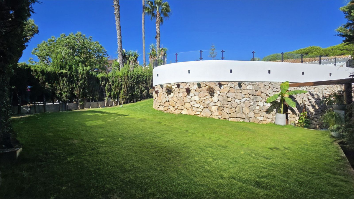 Property main view 44
