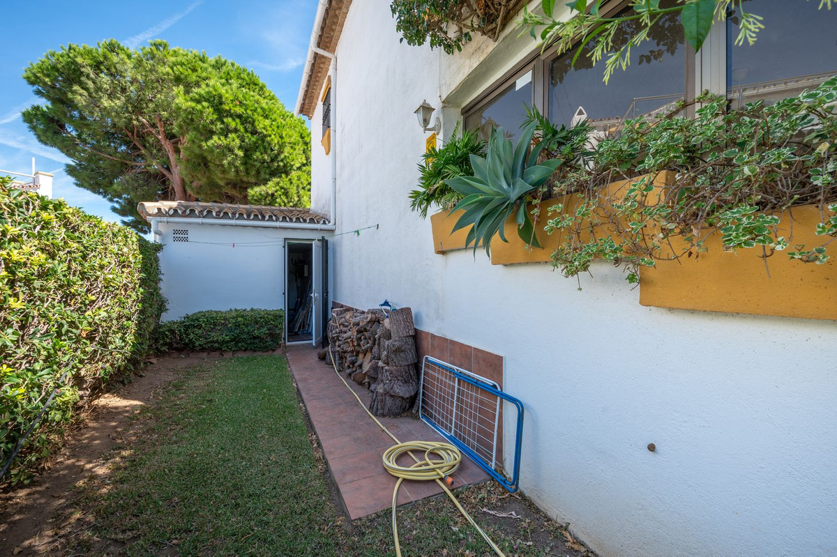 Huis te koop in El Chaparral | 3 slaapkamers H5495119