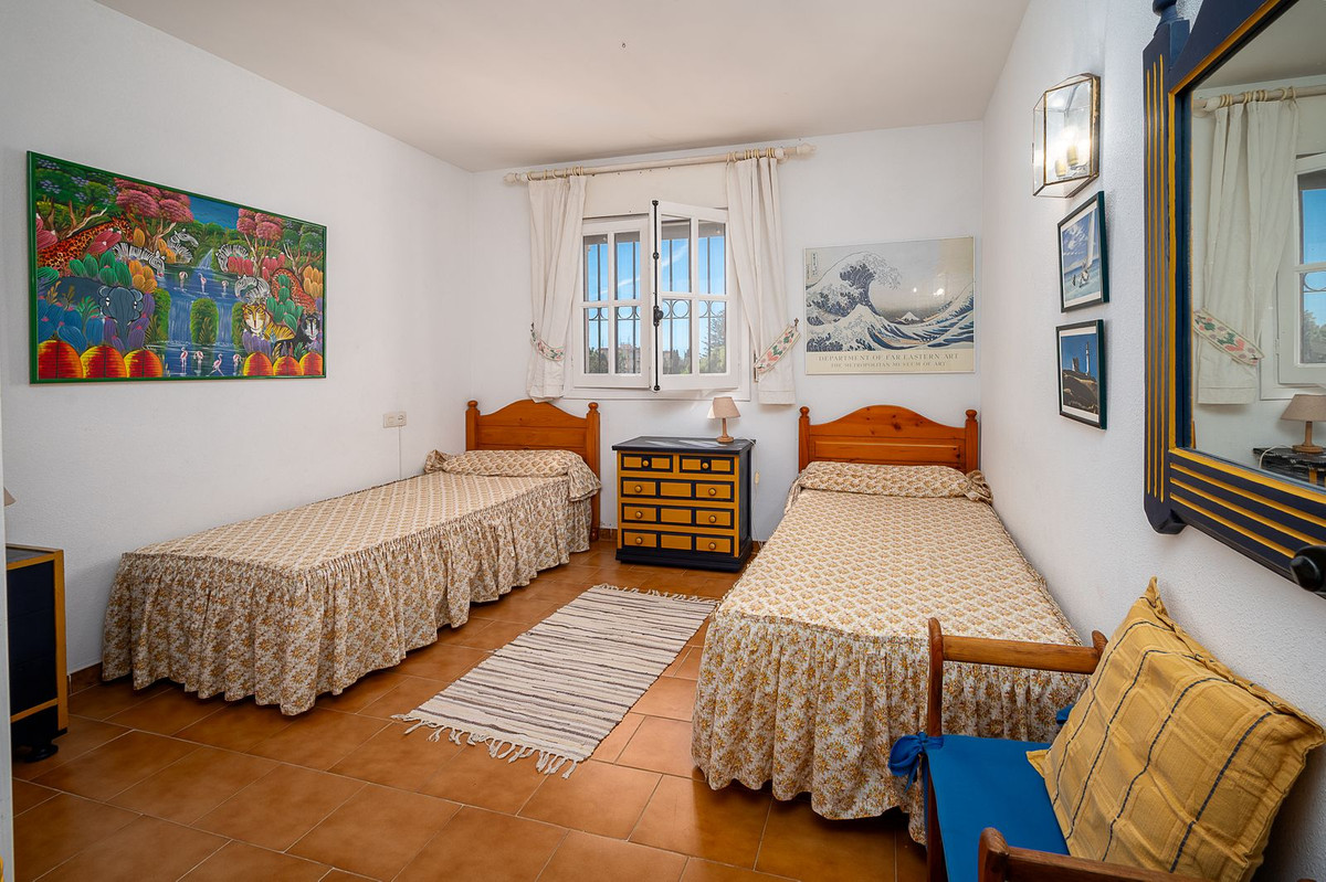 Huis te koop in El Chaparral | 3 slaapkamers H5495119