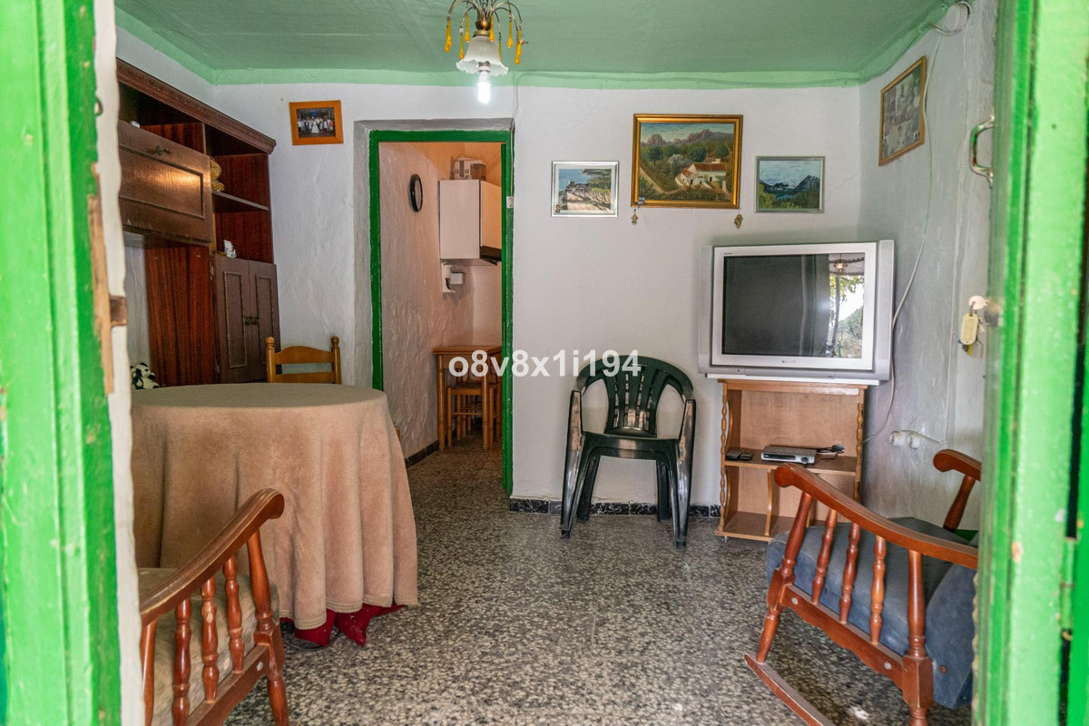 Huis te koop in El Chorro | 4 slaapkamers H5243944