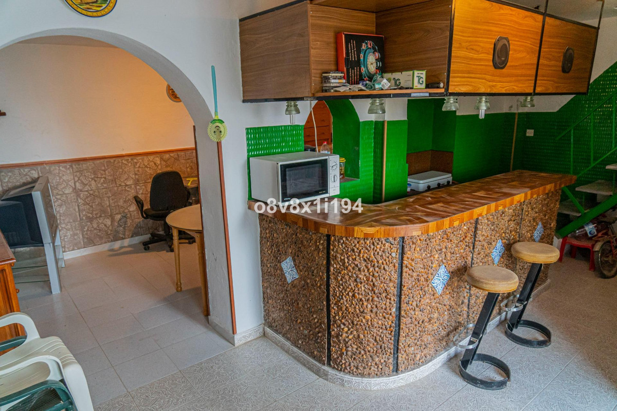 Huis te koop in El Chorro | 4 slaapkamers H5243944