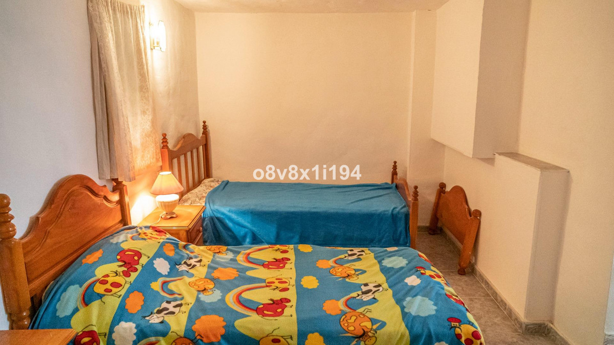 Huis te koop in El Chorro | 4 slaapkamers H5243944