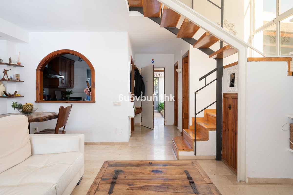 Semi-Vrijstaande Villa in El Coto-8